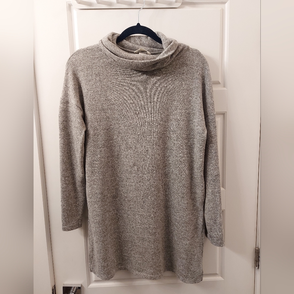 H&M Heather Grey Turtleneck Tunic
